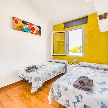 Apartamento A 2 Minutos De Playa Cala Blanca  Exterior photo