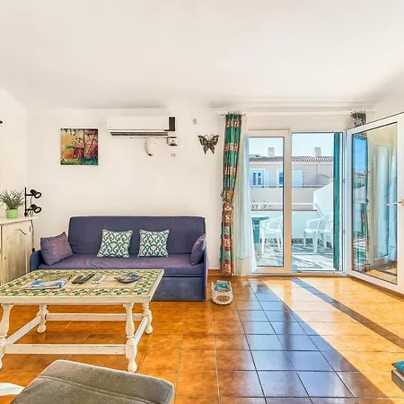 Apartamento A 2 Minutos De Playa Cala Blanca  Exterior photo